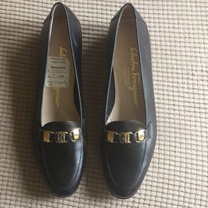 Salvatore Ferragamo size 7AA